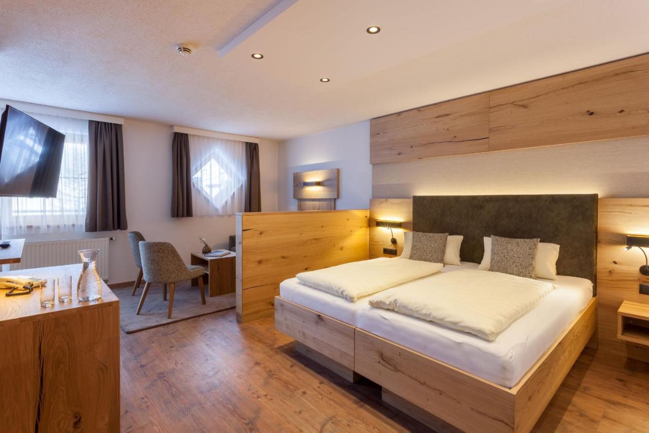 Hotel Luggi غالتور المظهر الخارجي الصورة