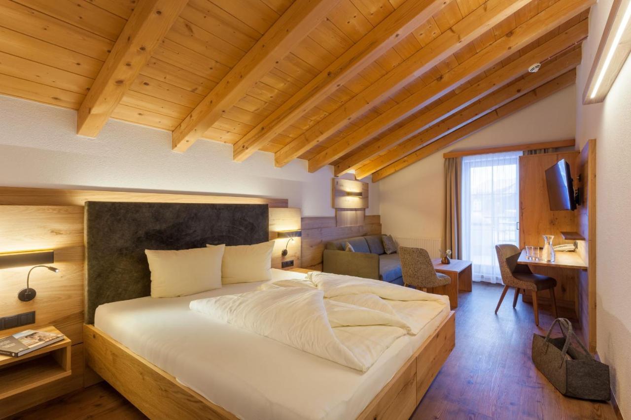 Hotel Luggi غالتور المظهر الخارجي الصورة