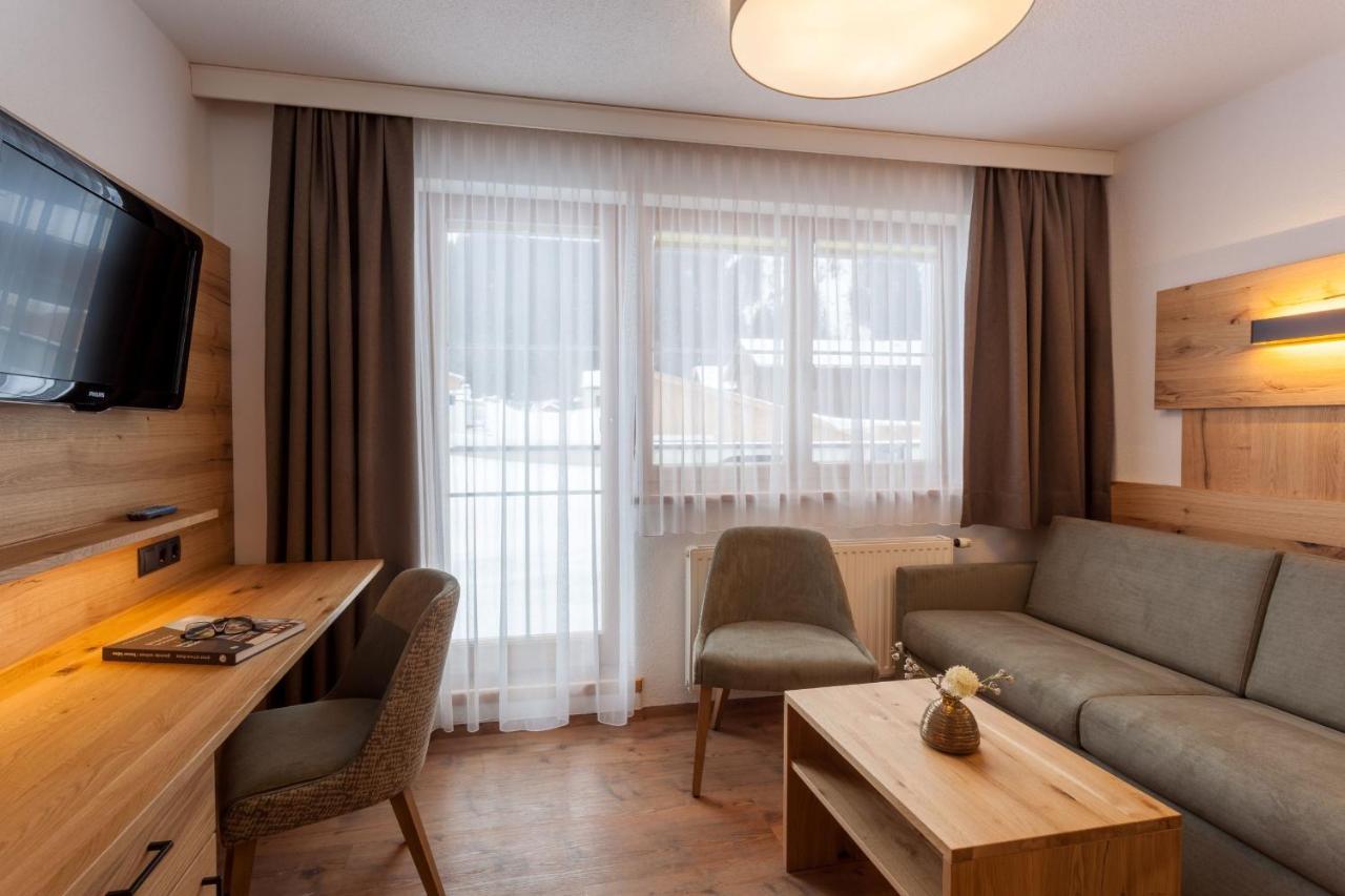 Hotel Luggi غالتور المظهر الخارجي الصورة